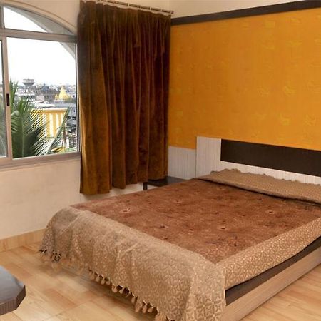 Sharan Otel Shirdi Dış mekan fotoğraf